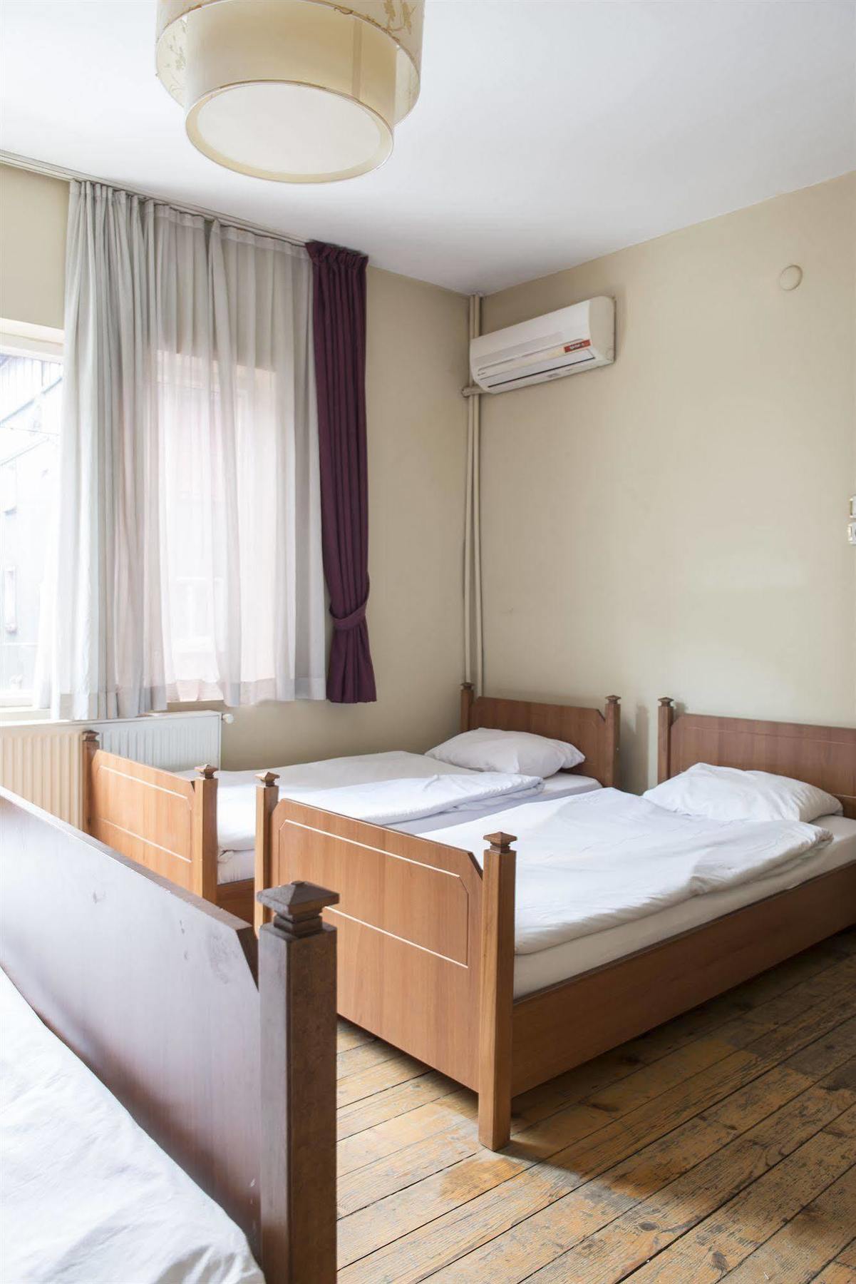 Cheers Midtown Hostel Estambul Exterior foto